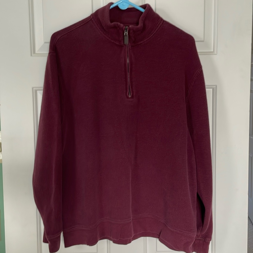 Men’s 1/4 zip waffle pattern sweater